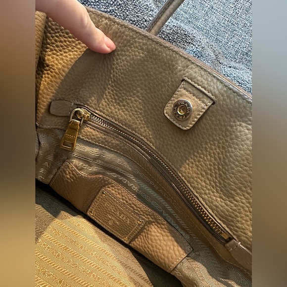 Prada Vitello Daino Front Pocket Bag - Picture 6 of 13